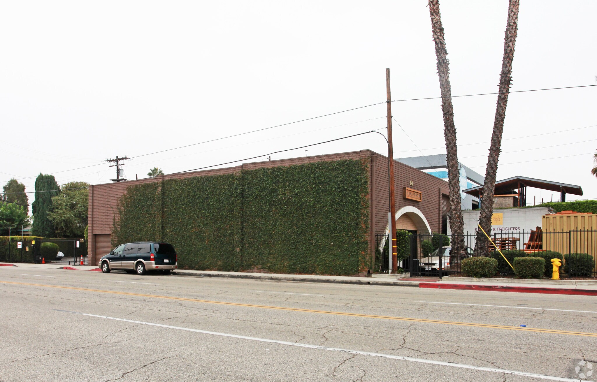 640 Irving Ave, Glendale, CA for sale Primary Photo- Image 1 of 1