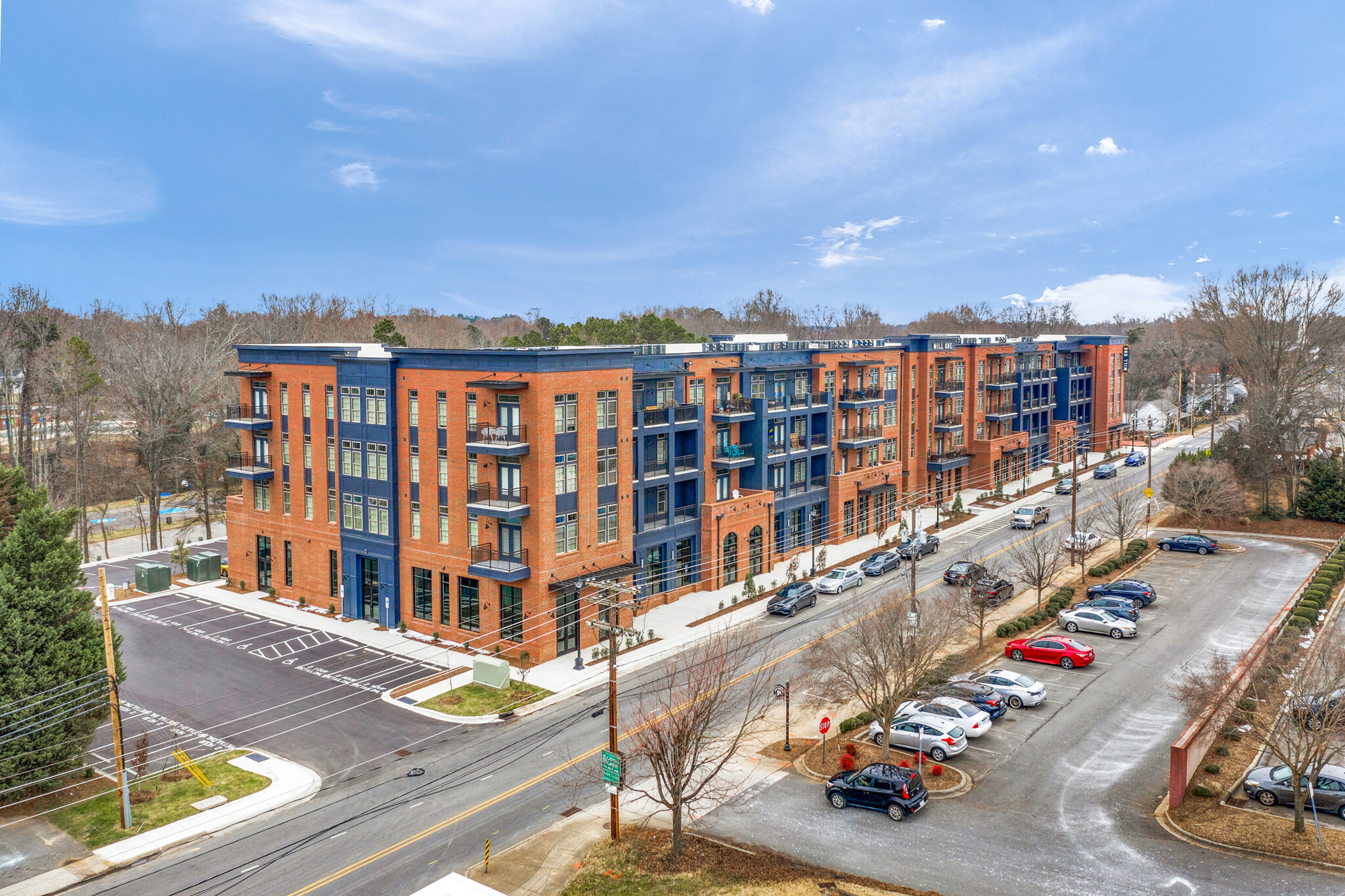 201 N Church St, Mooresville, NC for lease Building Photo- Image 1 of 4