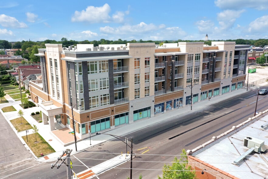 4758 N Laramie Ave, Chicago, IL for lease - Building Photo - Image 3 of 4