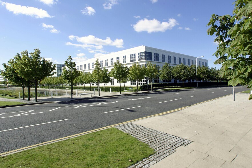 1 Lochside Av, Edinburgh for lease - Building Photo - Image 2 of 18