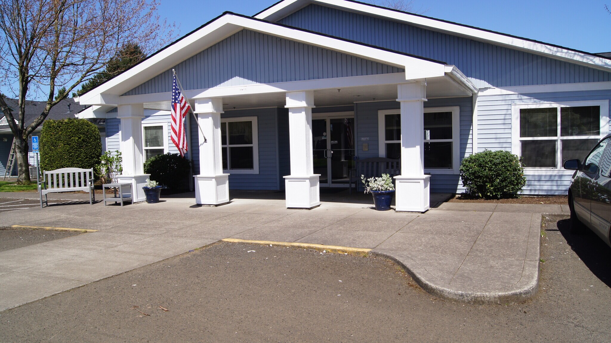 4212 Marolf Plz, Tillamook, OR for sale Primary Photo- Image 1 of 1