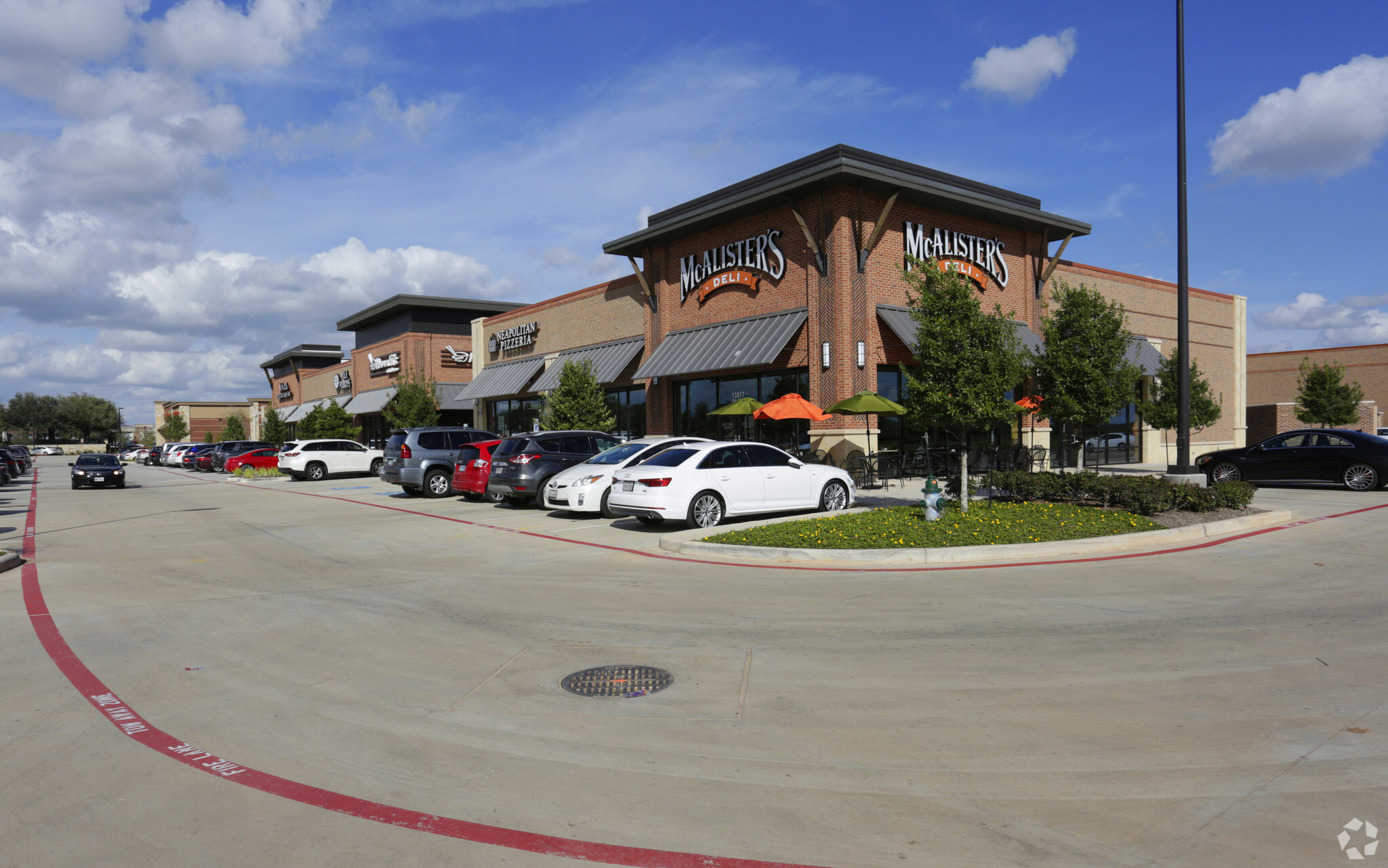 13517 University Blvd, Sugar Land, TX for lease Primary Photo- Image 1 of 2