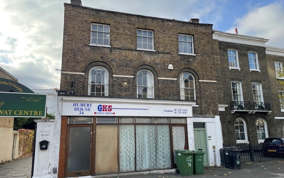 34 Stockwell Green, London for sale - Building Photo - Image 1 of 2