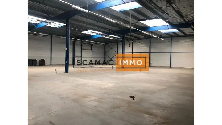 Flex in Magny-en-Vexin for sale - Interior Photo - Image 1 of 6