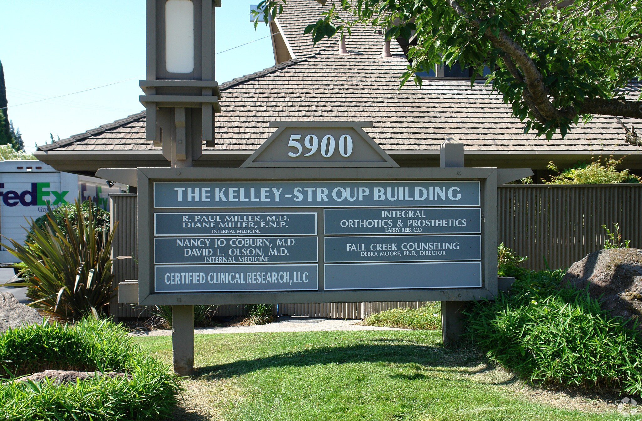 5900 Coyle Ave, Carmichael, CA for sale Building Photo- Image 1 of 1