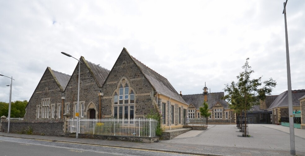 Alexandra Rd, Aberystwyth for lease - Building Photo - Image 1 of 1