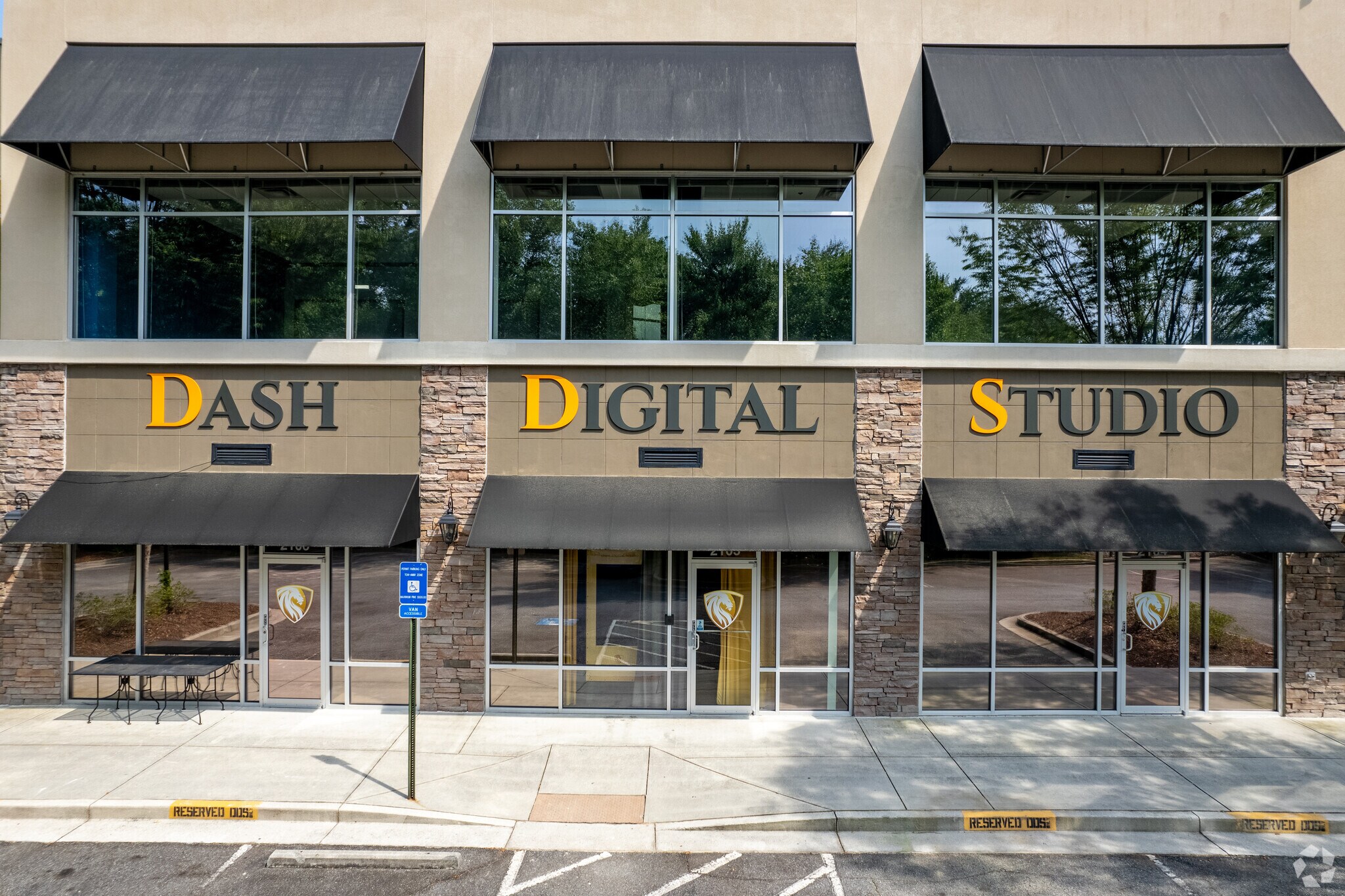 1300 Peachtree Industrial Blvd, Suwanee, GA 30024 2000