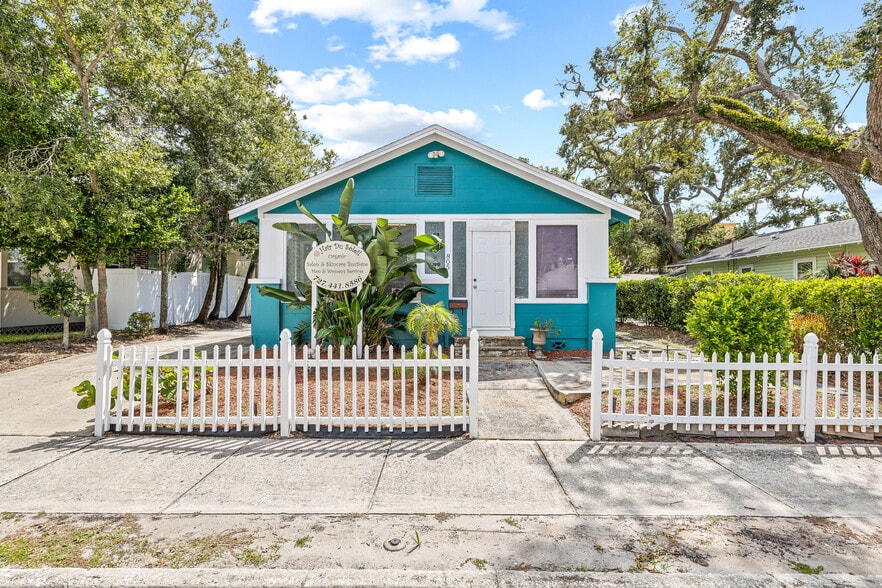 805 Turner St, Clearwater, FL for sale - Building Photo - Image 2 of 28