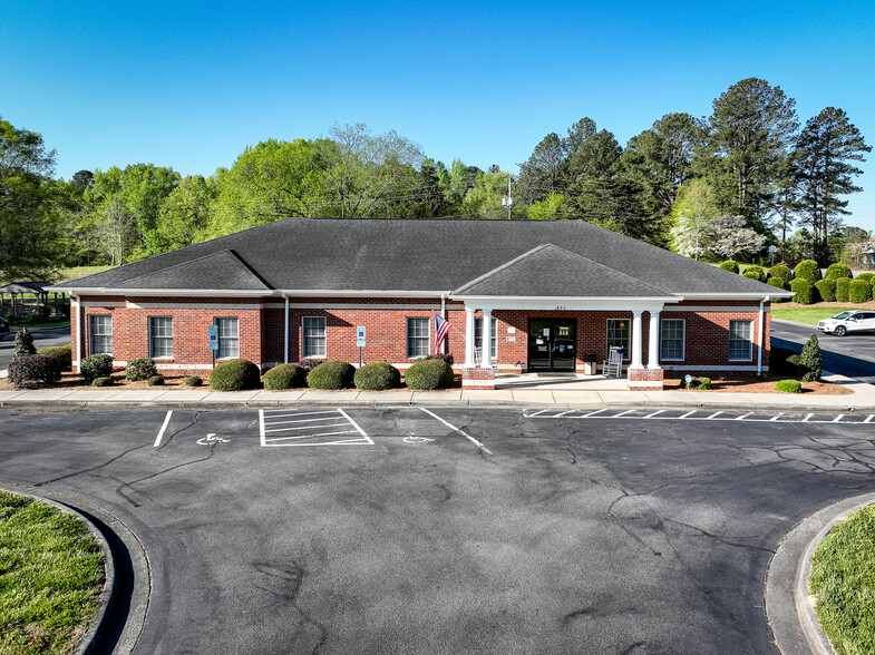 496 Redwood Ln, Louisburg, NC for sale - Building Photo - Image 1 of 1