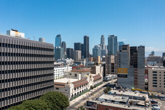 1111 S Broadway, Los Angeles, CA - aerial  map view