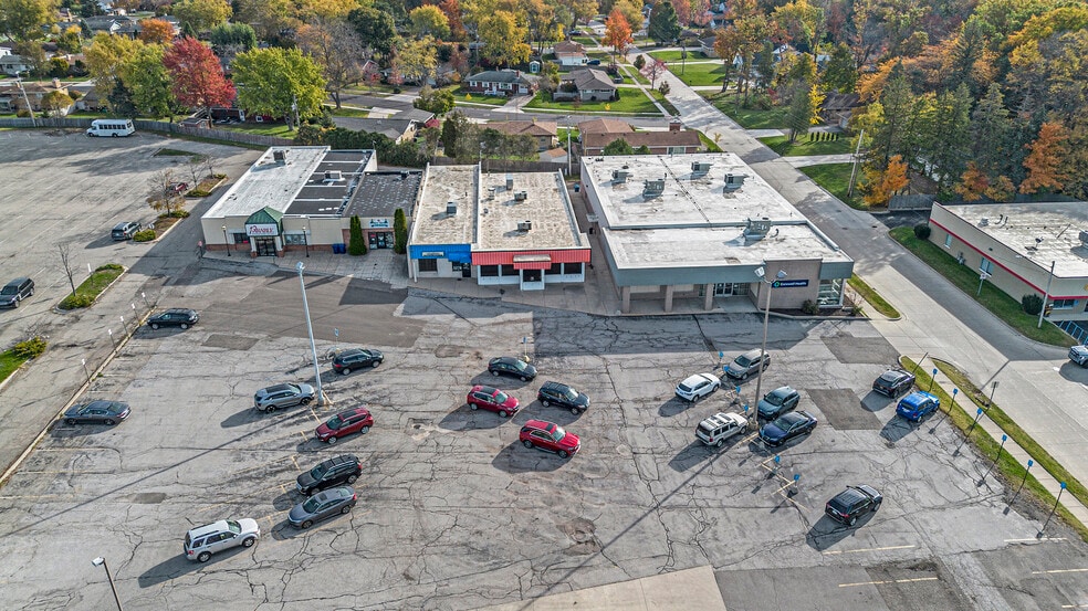 2931 Niles Ave, Saint Joseph, MI for sale - Building Photo - Image 2 of 20