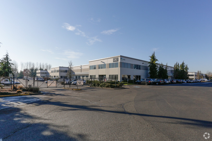 402 Valley Ave NW, Puyallup, WA for lease - Building Photo - Image 3 of 4