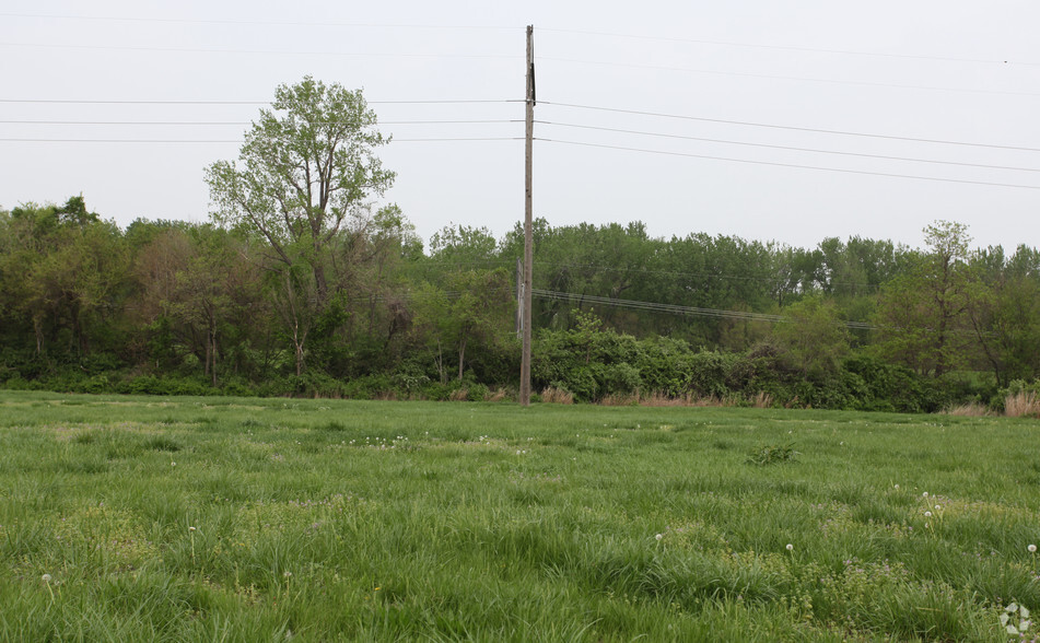 I-435 & Front St- 6.93 ac, Kansas City, MO for sale - Primary Photo - Image 1 of 1