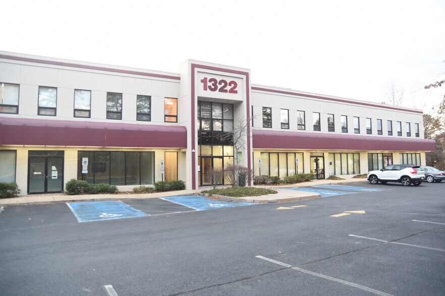 1322 Route 72 W, Manahawkin, NJ for lease - Building Photo - Image 2 of 20