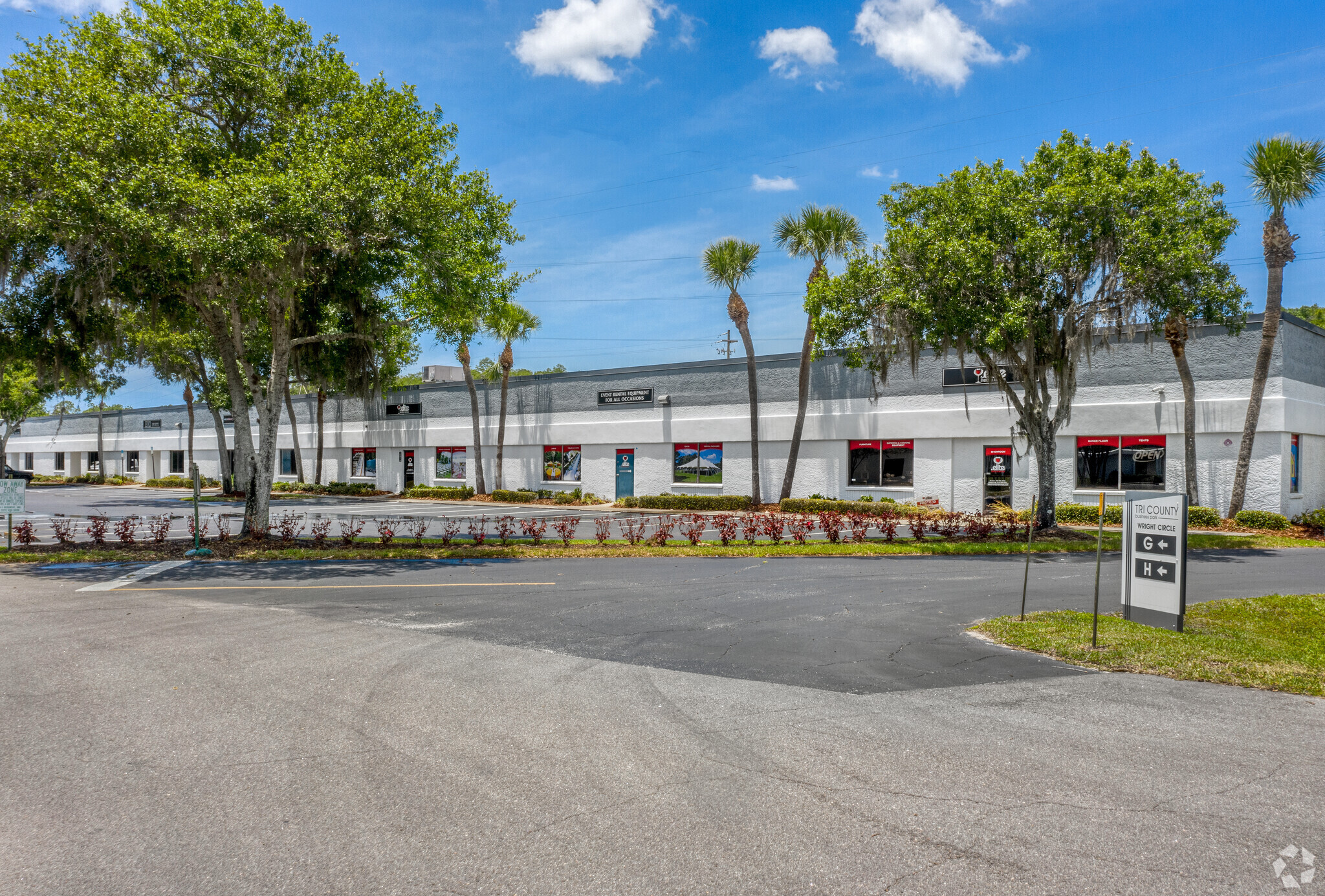 13300 McCormick Dr, Tampa, FL for lease Building Photo- Image 1 of 1