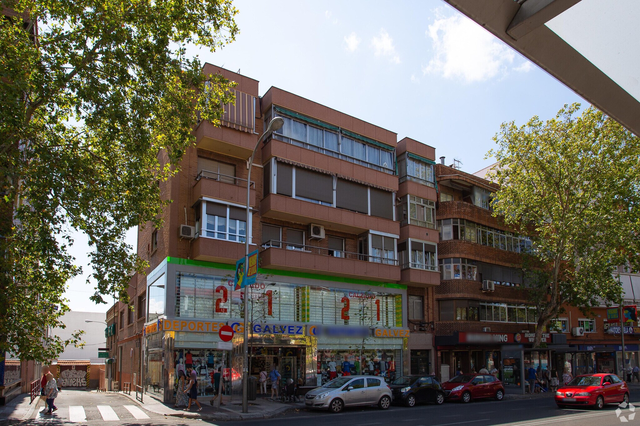 Retail in Madrid, Madrid for sale Building Photo- Image 1 of 2