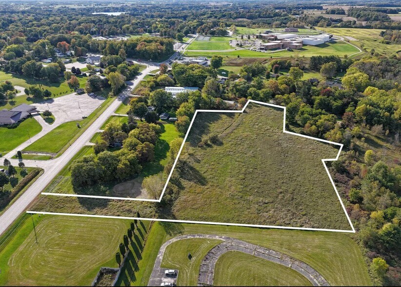 113 Green Tree Rd W, Clintonville, WI for lease - Aerial - Image 3 of 3