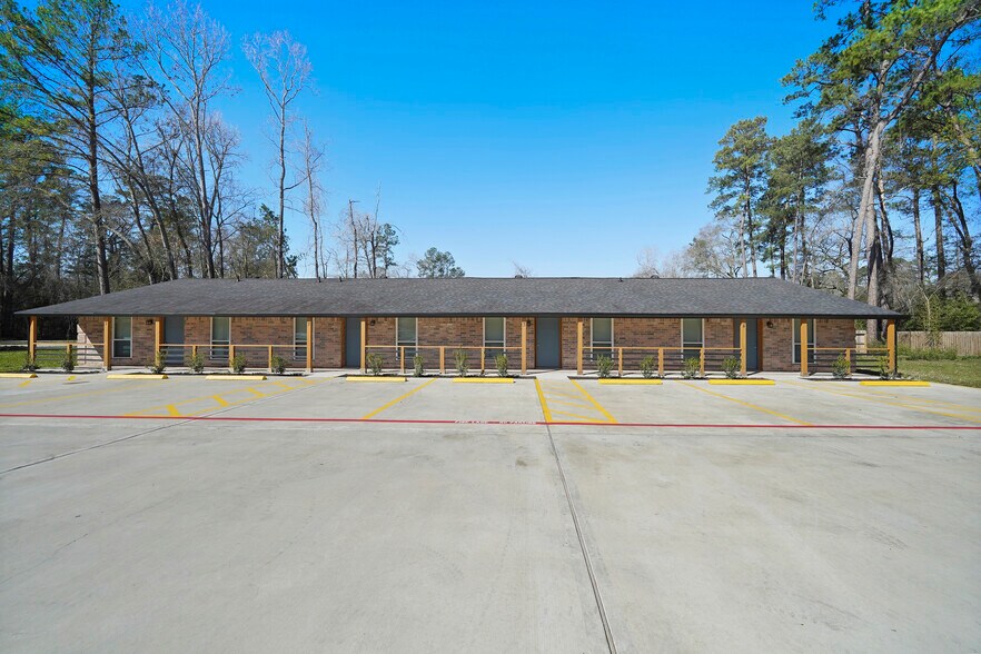 2526 Appian Way, New Caney, TX for sale - Primary Photo - Image 1 of 1