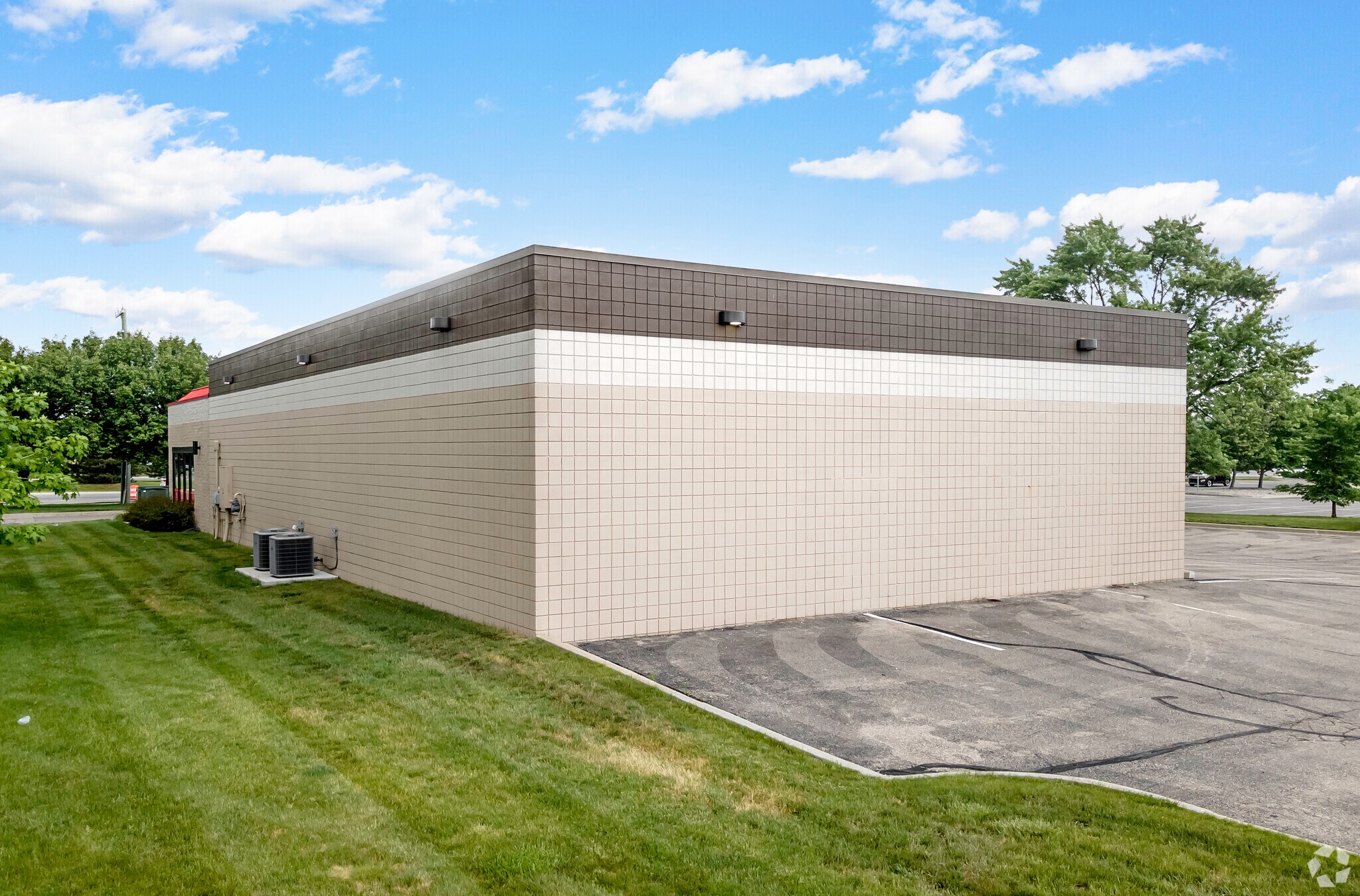 18276 Hall Rd, Clinton Township, MI for sale Building Photo- Image 1 of 1