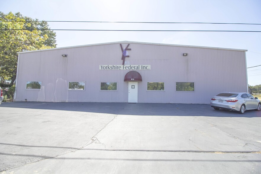 812 E Hubbard St, Lindale, TX for sale - Other - Image 1 of 1