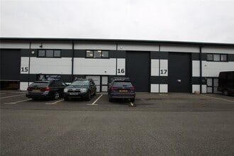 Sun Rise Way, Amesbury for lease Building Photo- Image 1 of 7