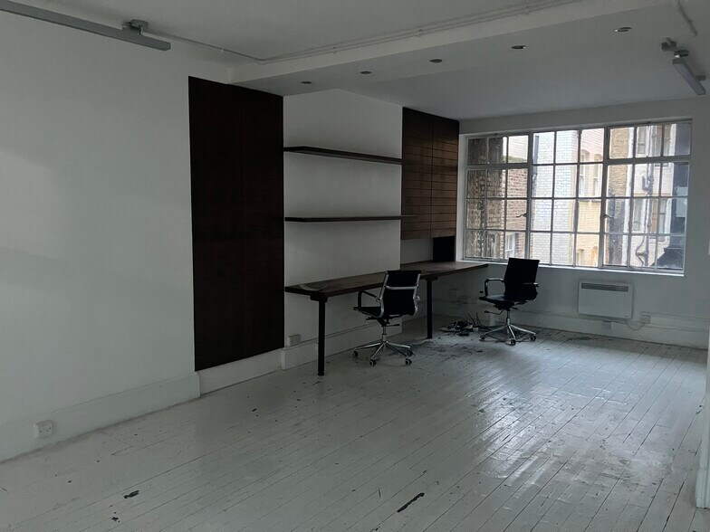 76 Brewer St, London for lease - Building Photo - Image 3 of 5