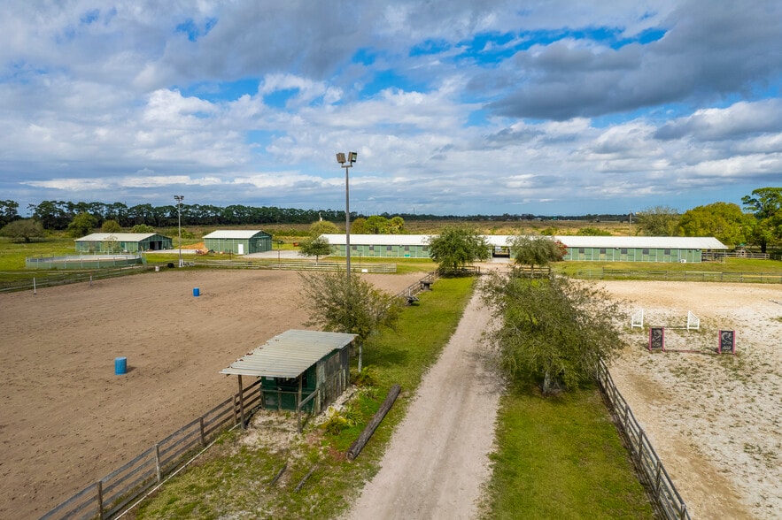 12425 Indrio Rd, Fort Pierce, FL for sale - Building Photo - Image 1 of 1