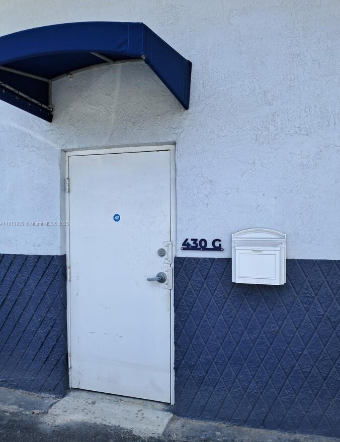 430 Ansin Blvd, Hallandale Beach, FL for lease Building Photo- Image 1 of 4