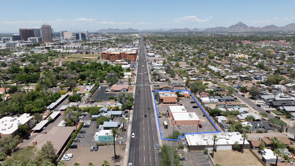 2033 N 7th St, Phoenix, AZ for sale - Primary Photo - Image 1 of 1