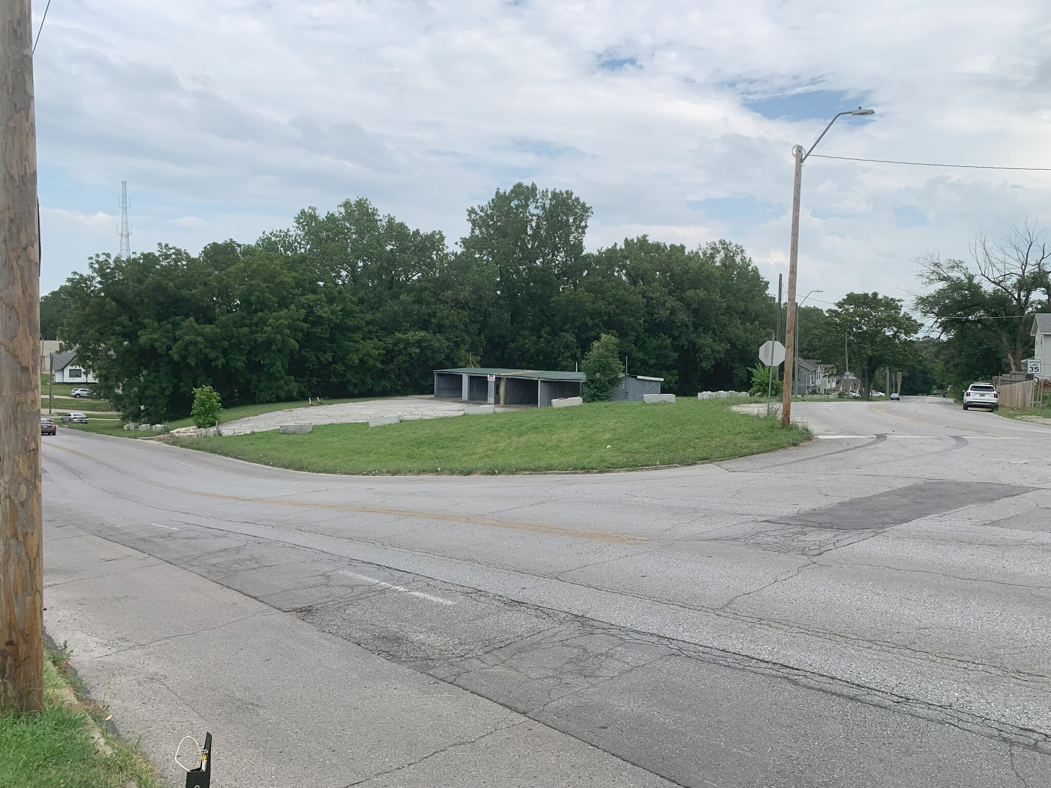 4701 27th St, Kansas City, MO for sale Primary Photo- Image 1 of 2