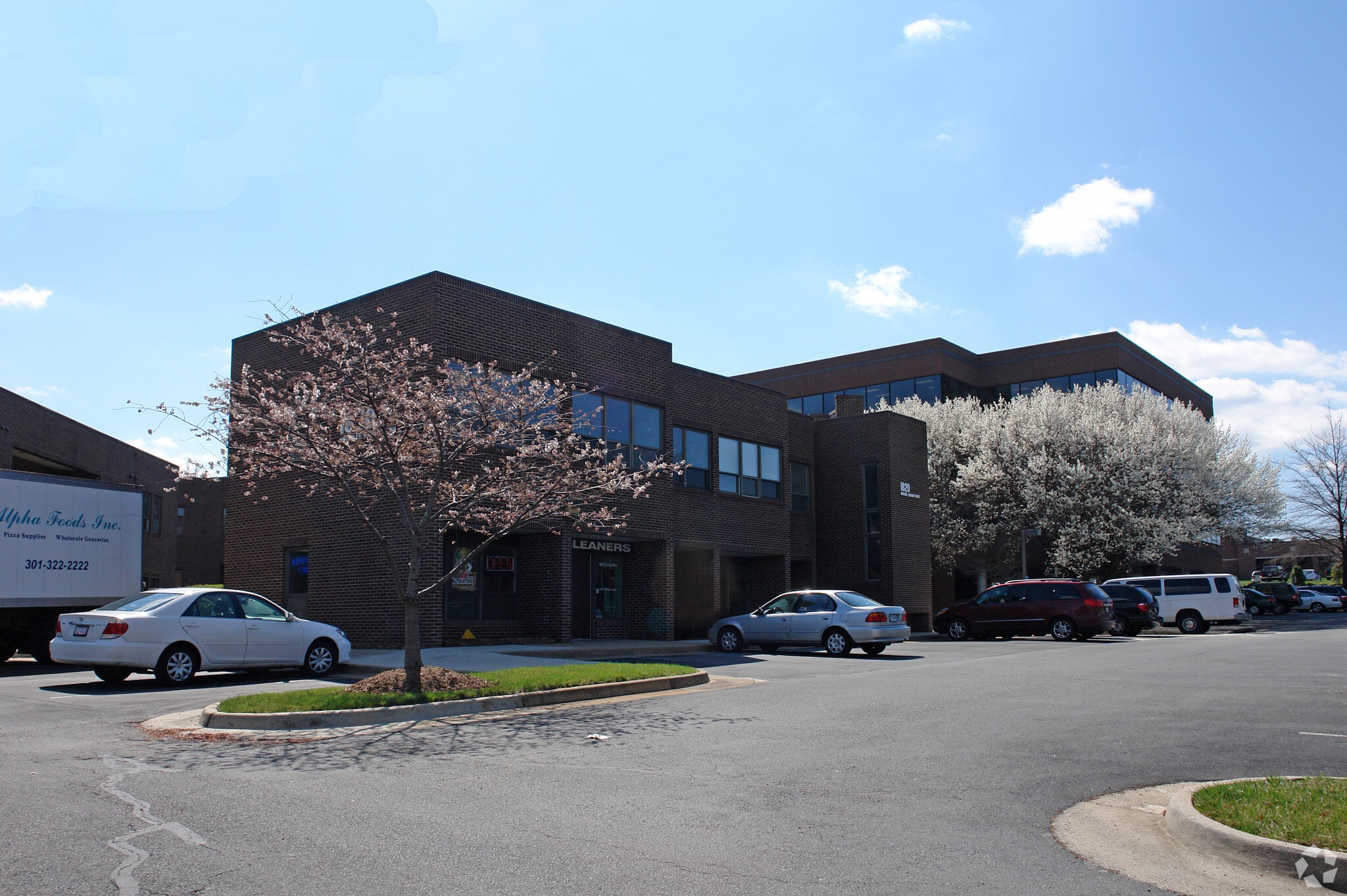 1820 Michael Faraday Dr, Reston, VA for lease Primary Photo- Image 1 of 18