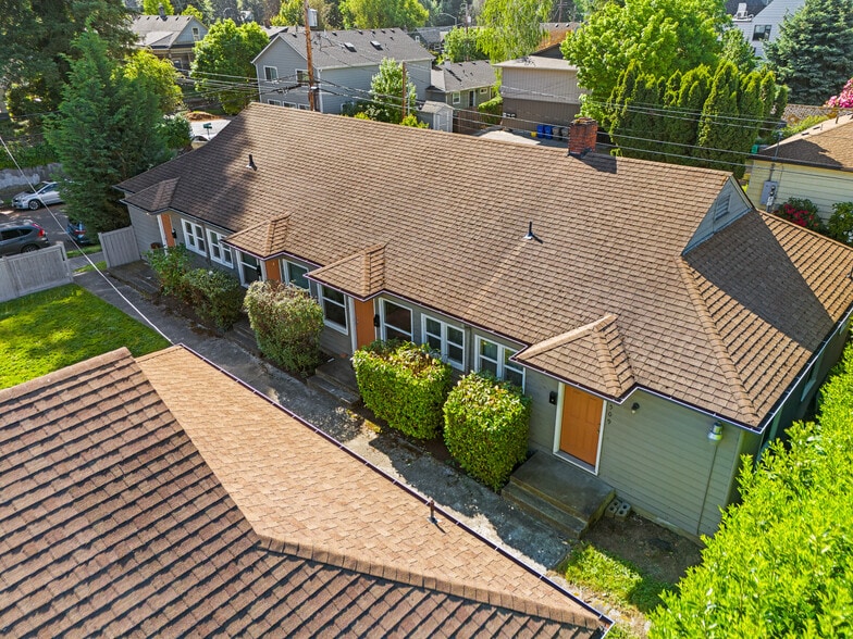 4501 N Montana Ave, Portland, OR for sale - Building Photo - Image 2 of 11