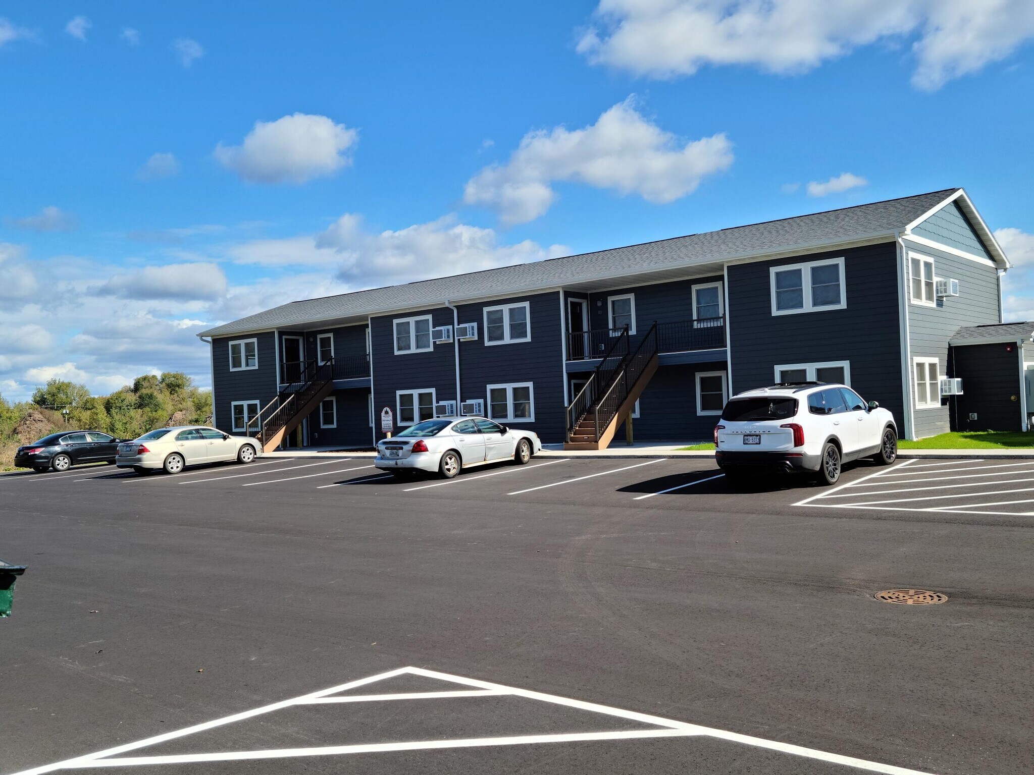 23920 Nyberg Rd, Siren, WI 54872 Lake Country Apartments