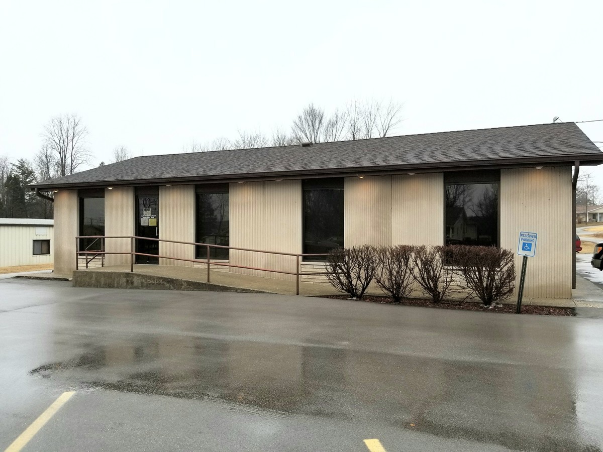 3231 Mitchell Rd, Bedford, IN 47421 | LoopNet