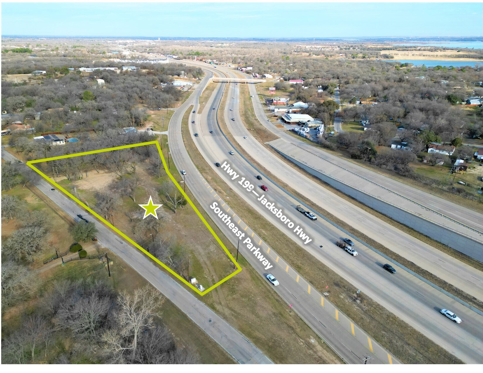 1716 SE Parkway St, Azle, TX for sale Building Photo- Image 1 of 1