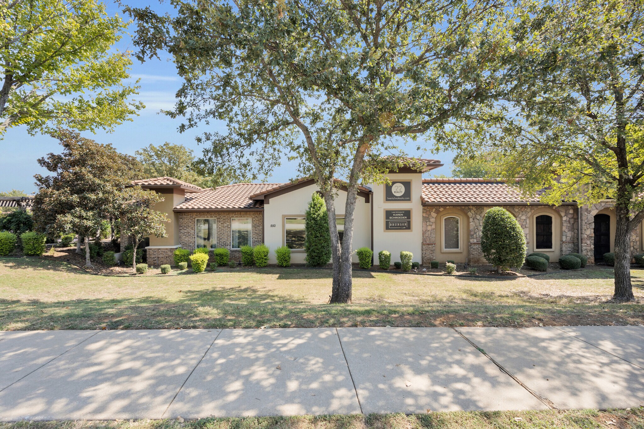 550 N Walnut Creek Dr, Mansfield, TX for sale Building Photo- Image 1 of 22