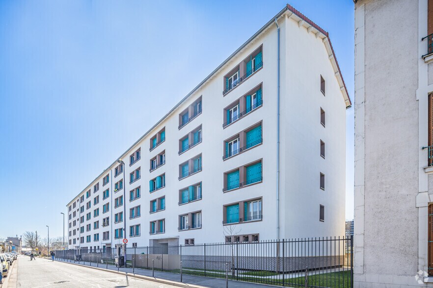 3 Rue Molière, Ivry-sur-Seine for lease - Building Photo - Image 2 of 2