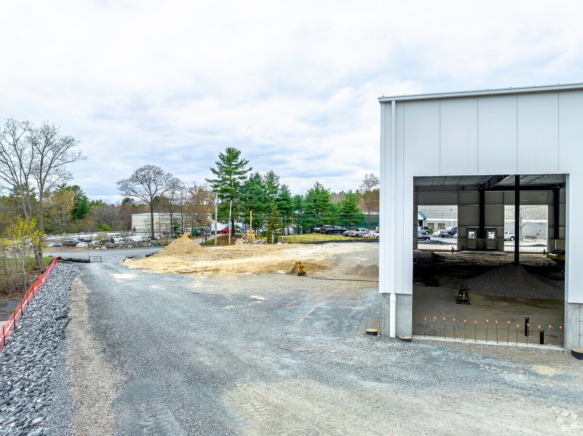 11 Spring Brook, Foxboro, MA 02035 11 Spring Brook Road Class A