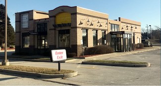 More details for 847 E Green Bay Ave, Saukville, WI - Retail for Lease