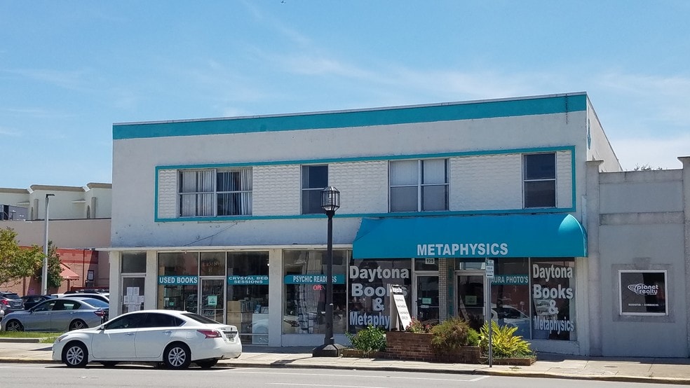 121 W International Speedway Blvd, Daytona Beach, FL for sale - Primary Photo - Image 2 of 10