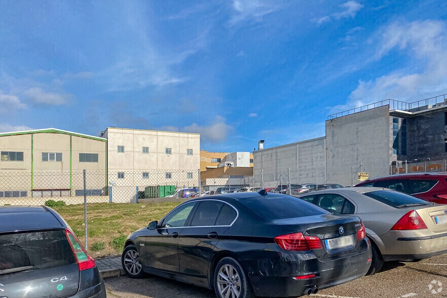 Calle Puerto de Canencia, 5, Móstoles, Madrid for lease - Primary Photo - Image 1 of 4