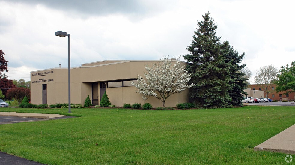 75 Glamorgan St, Alliance, OH for sale - Building Photo - Image 3 of 6