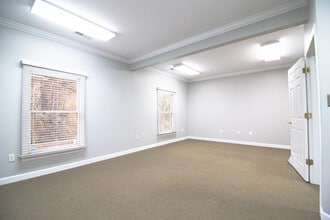 111 Windel Dr, Raleigh, NC for lease Interior Photo- Image 2 of 6