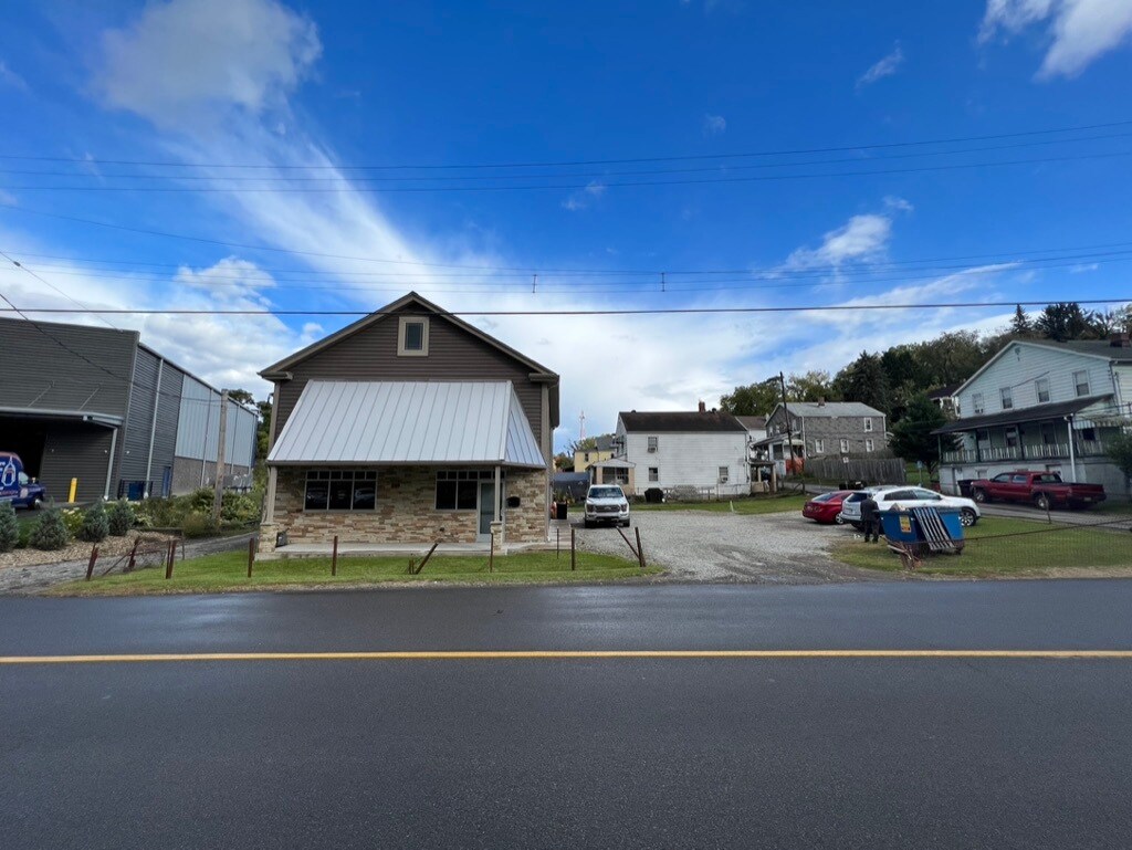 1075 Milford Dr, Bethel Park, PA 15102 | LoopNet
