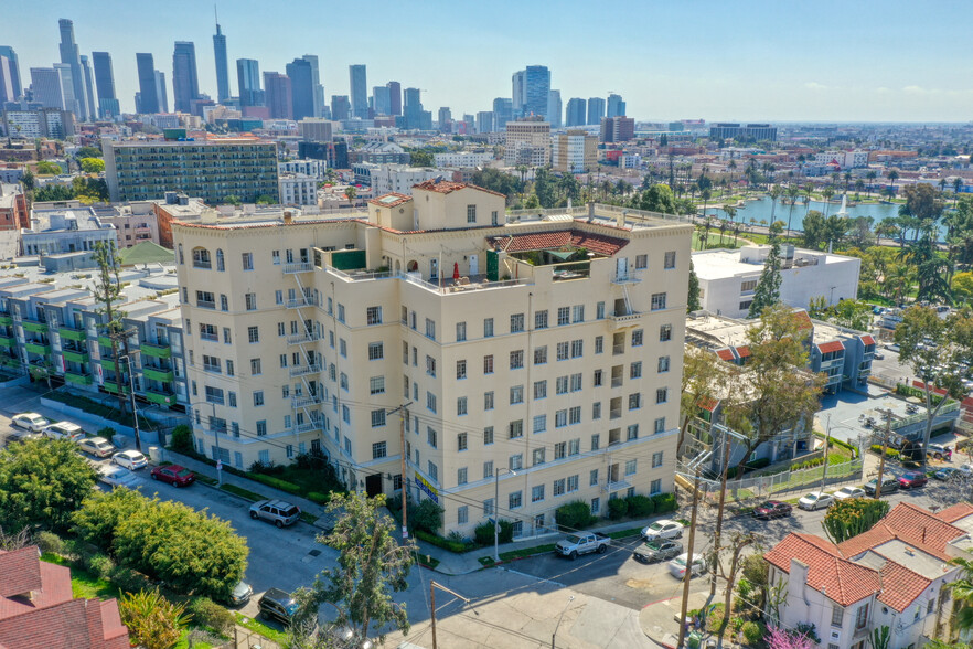 2430 Ocean View Ave, Los Angeles, CA for sale - Building Photo - Image 2 of 98