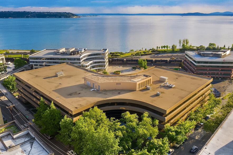 300 Elliott Ave W, Seattle, WA for lease - Building Photo - Image 1 of 3
