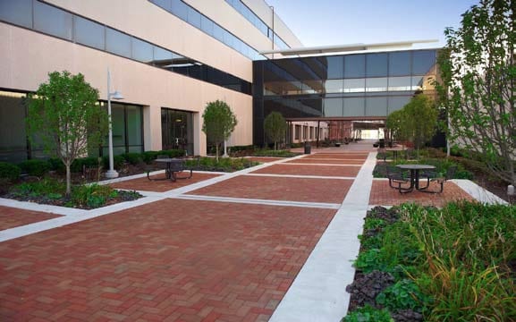 403 W 4th St N, Newton, IA for sale - Primary Photo - Image 1 of 1