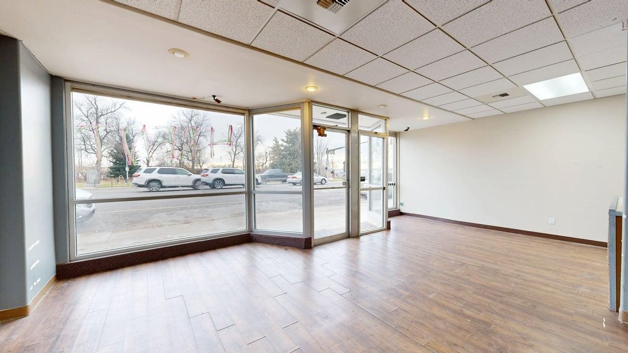 105 E Main St, Laurel, MT for lease Interior Photo- Image 1 of 6