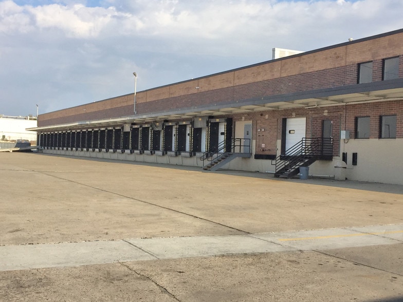 500 Cedar Ln, Florence, NJ 08518