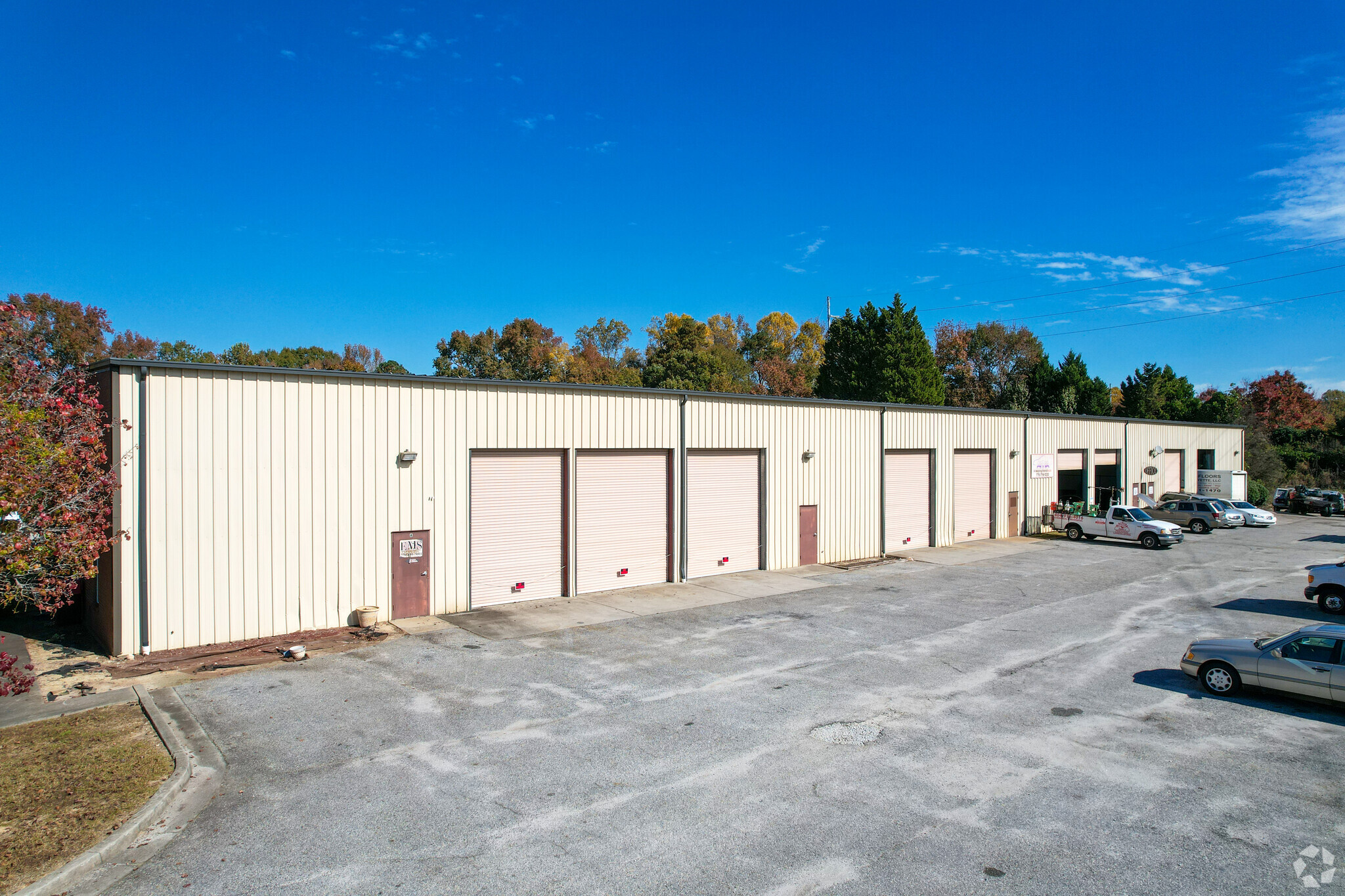 305 Industrial Way, Fayetteville, GA for sale Primary Photo- Image 1 of 1